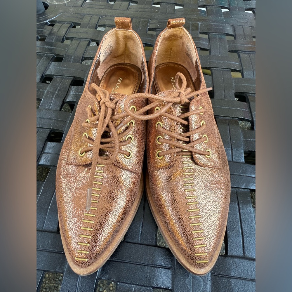 Kelsi Dagger Brooklyn Savas Oxfords size 6